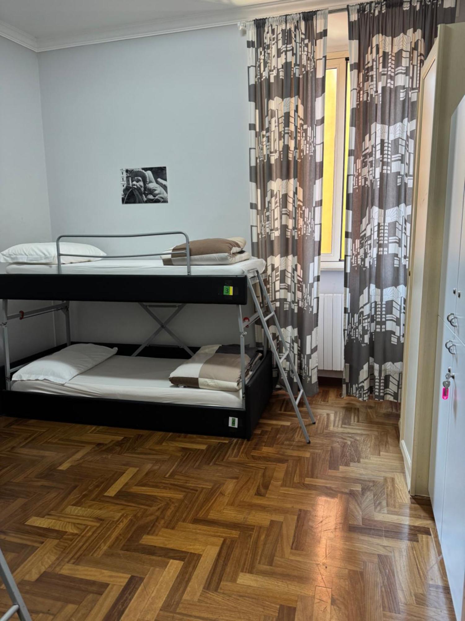 Destination In Rome Hostel Bagian luar foto